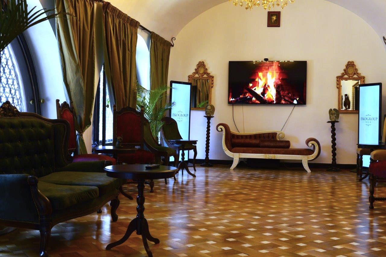 Evenimente corporate internaționale desfășurate la EkoGroup Vila București